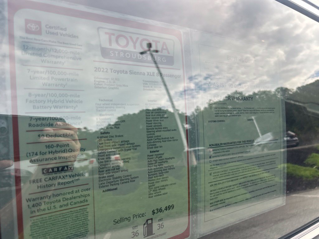 Certified 2022 Toyota Sienna XLE w/ XLE Plus Package FWD image 31