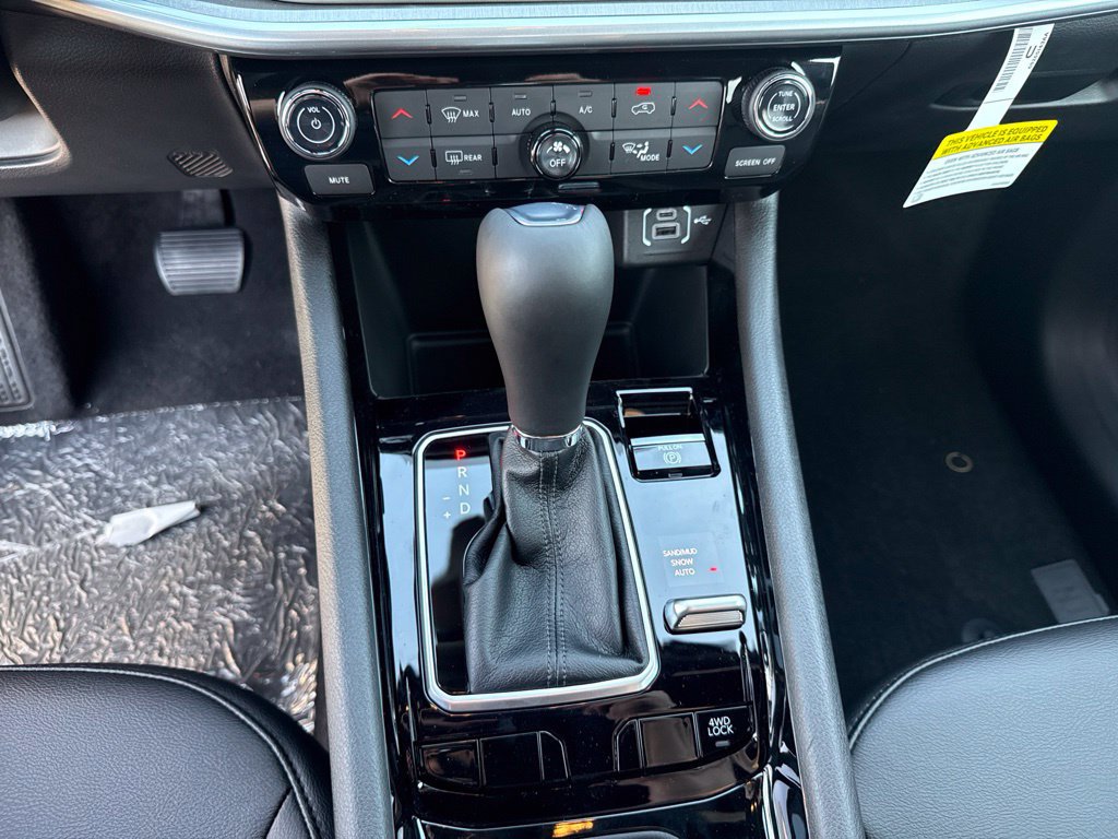 New 2026 Jeep Compass Limited AWD/4WD image 14