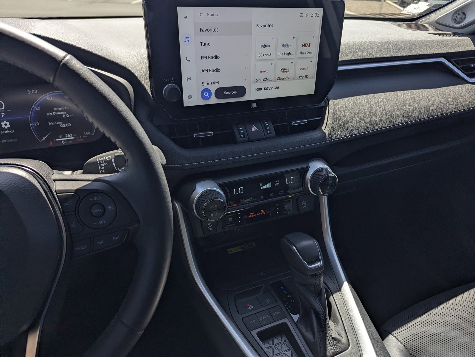 Used 2024 Toyota RAV4 Limited w/ Advanced Technology Package FWD image 10