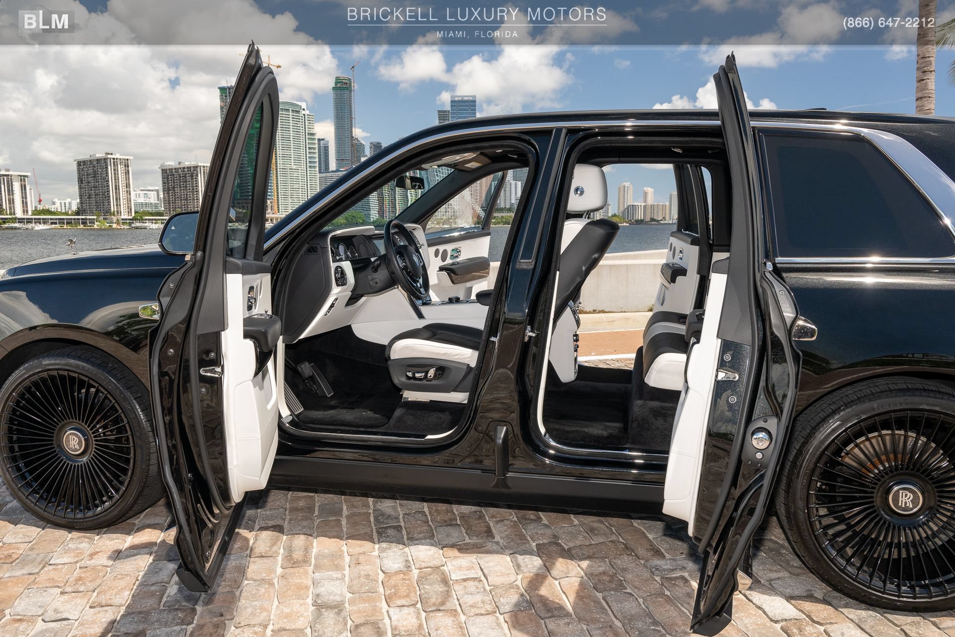 Used 2022 Rolls-Royce Cullinan AWD/4WD image 2