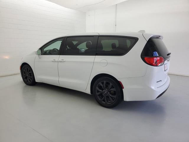 Used 2018 Chrysler Pacifica Touring Plus w/ S Appearance Package image 7