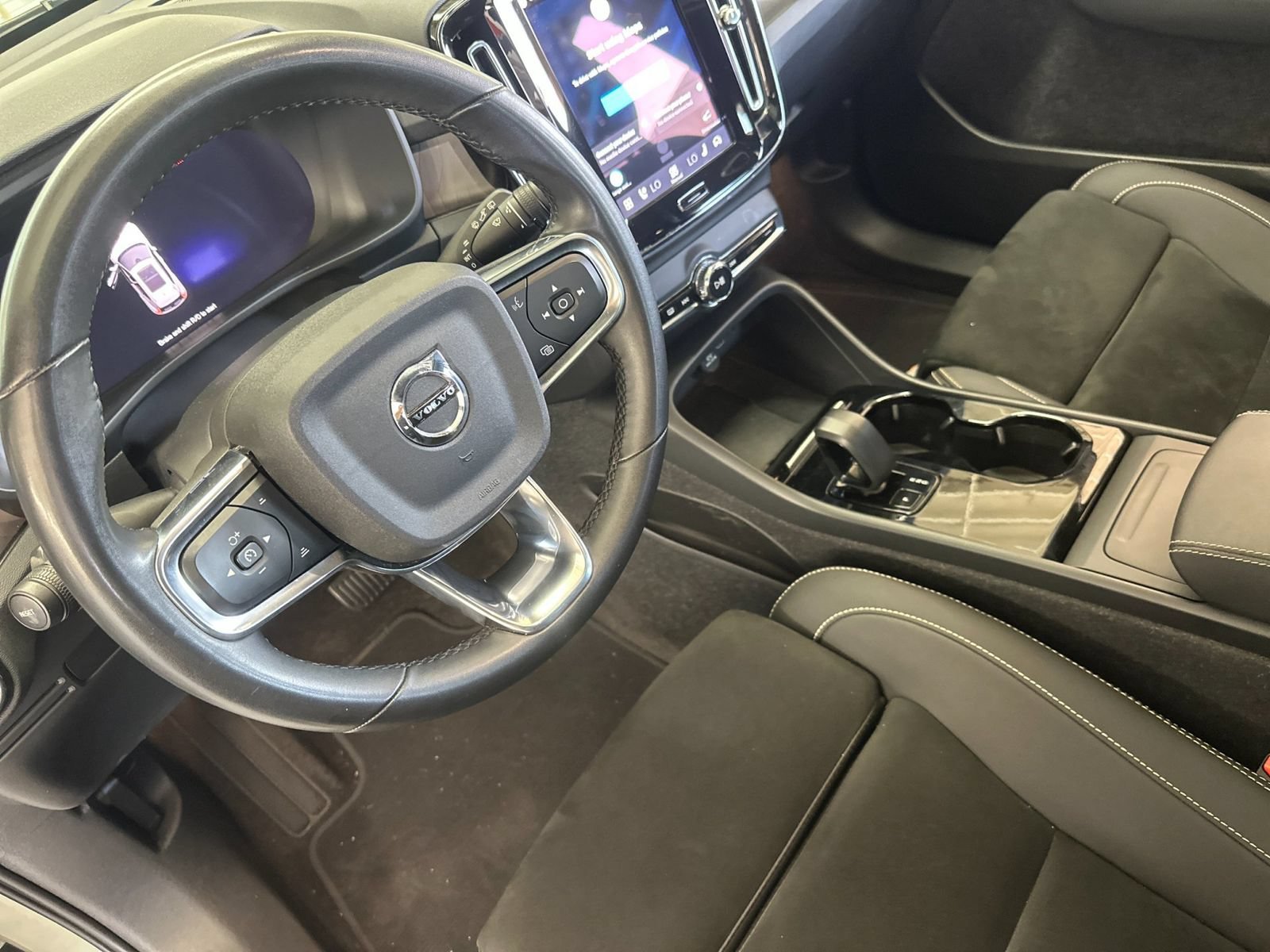 Certified 2023 Volvo XC40 Recharge Ultimate w/ Protection Package Premier AWD/4WD image 16