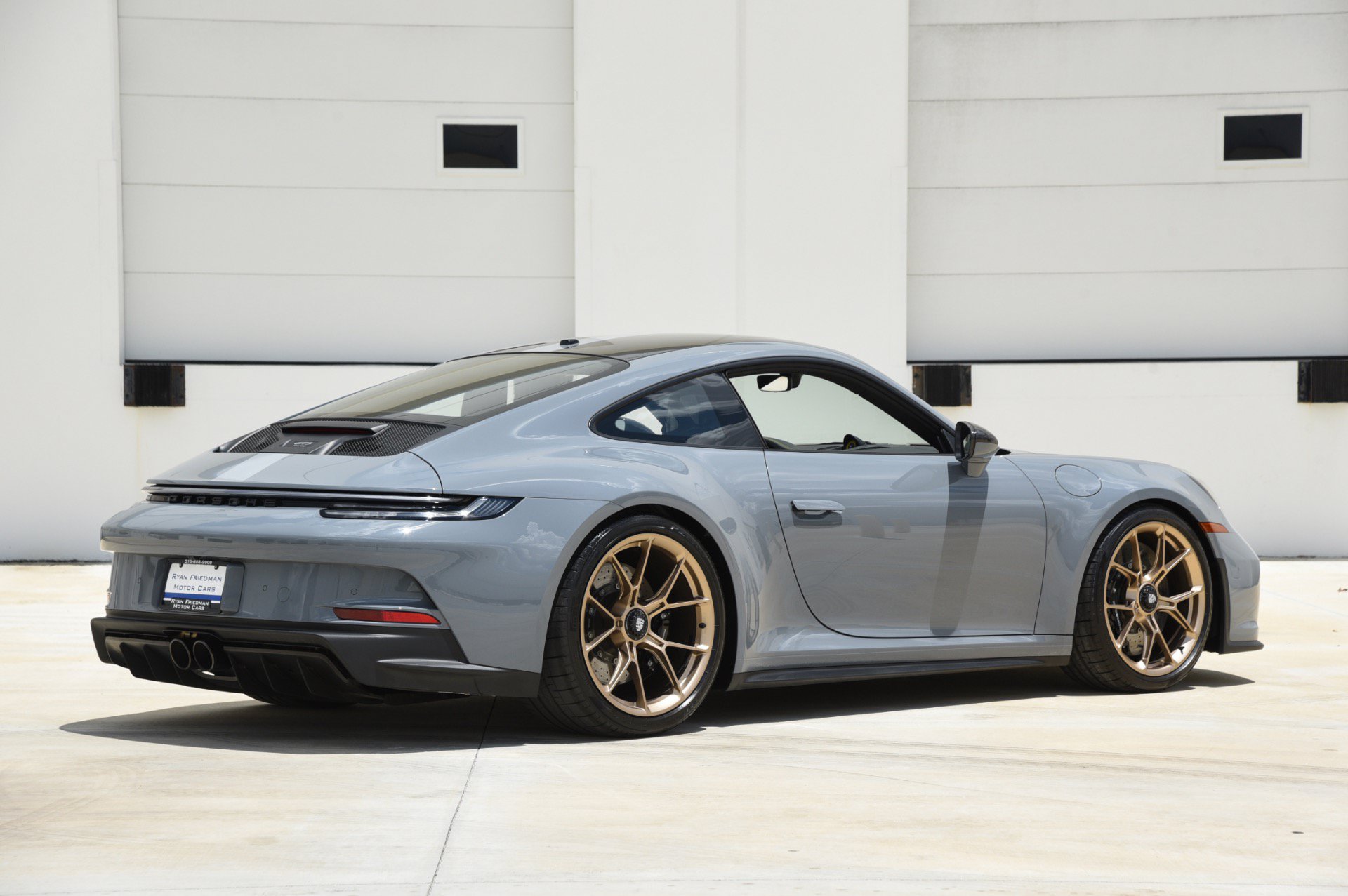 Used 2023 Porsche 911 GT3 RWD image 3