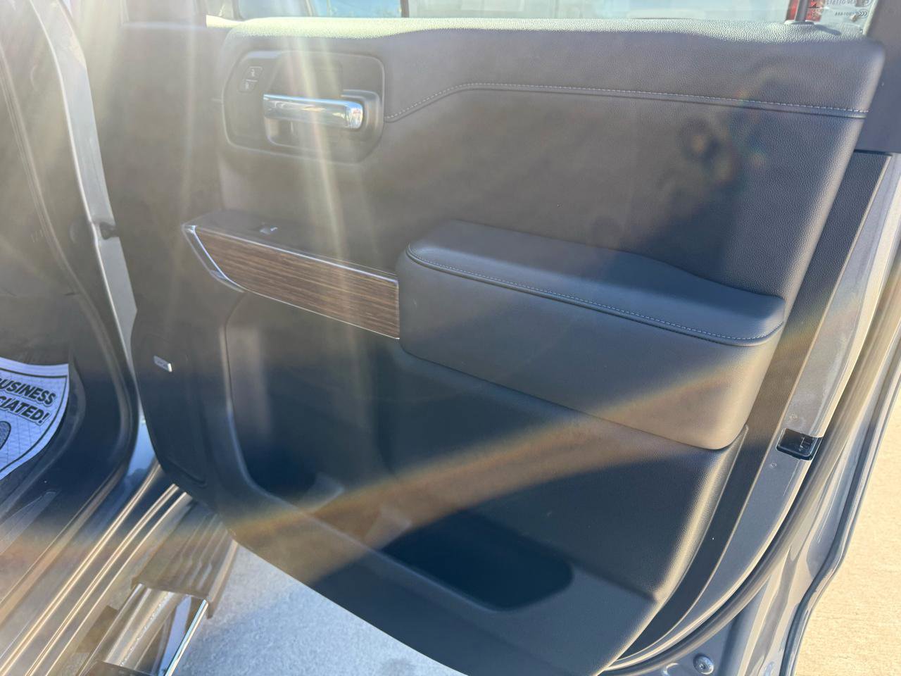 Used 2021 Chevrolet Silverado 1500 High Country w/ LPO, Dark Essentials Package image 16