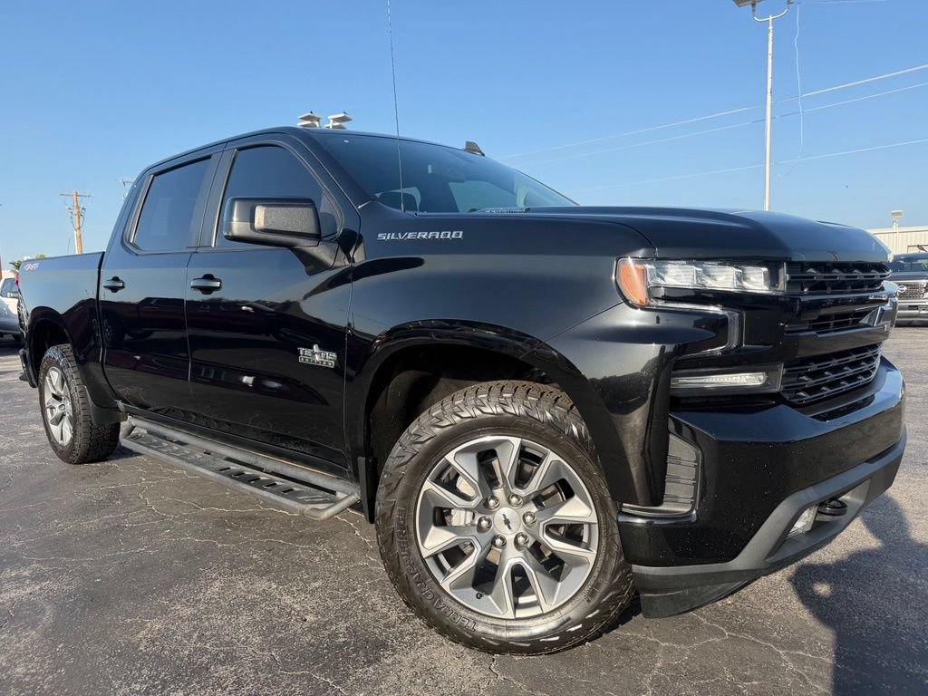 Used 2021 Chevrolet Silverado 1500 RST w/ Texas Edition Plus AWD/4WD image 2