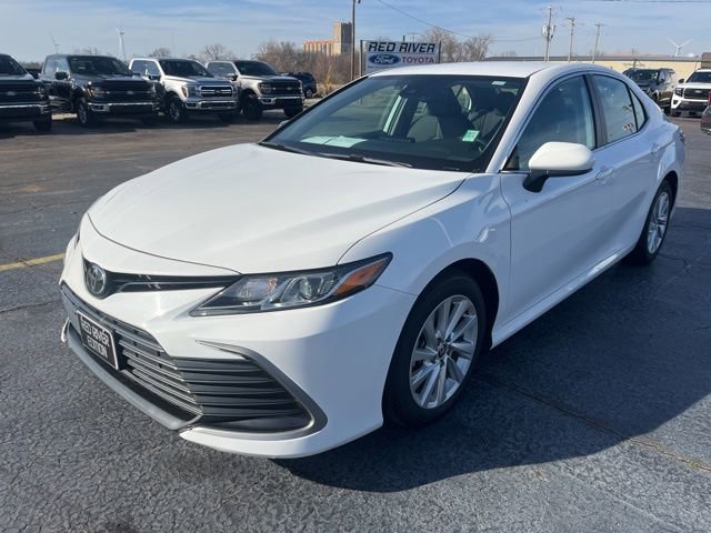 Used 2023 Toyota Camry LE image 1