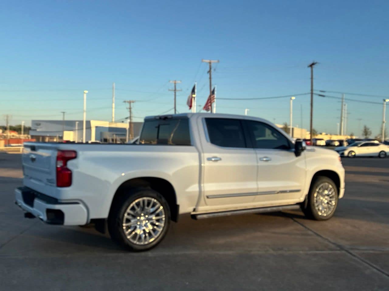Used 2026 Chevrolet Silverado 1500 High Country AWD/4WD image 29