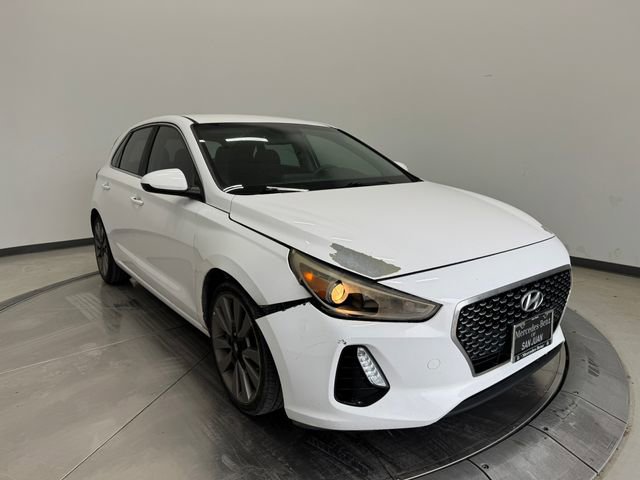 Used 2018 Hyundai Elantra GT image 1
