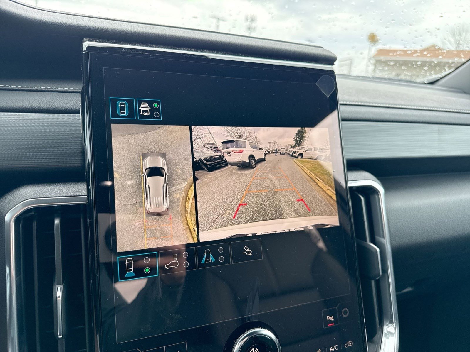 New 2026 GMC Acadia Elevation w/ Elevation Premium Package AWD/4WD image 17