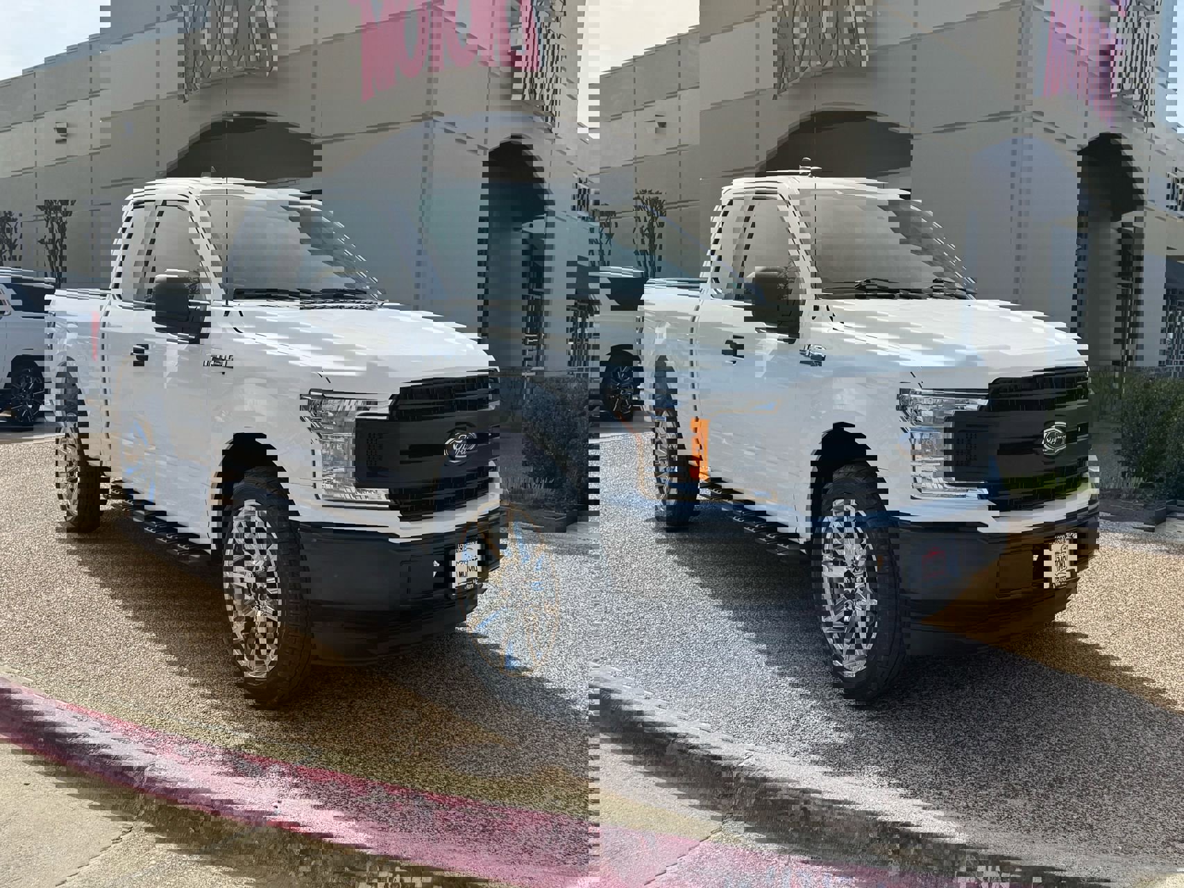 Used 2018 Ford F150 XL w/ Equipment Group 101A Mid image 6