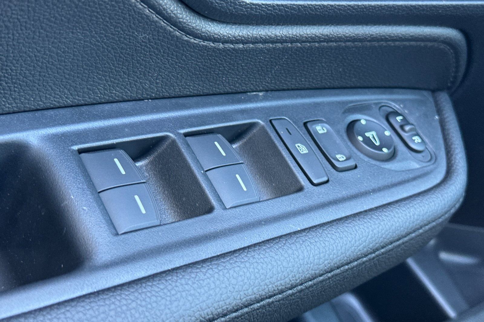 New 2026 Honda Odyssey EX-L image 12