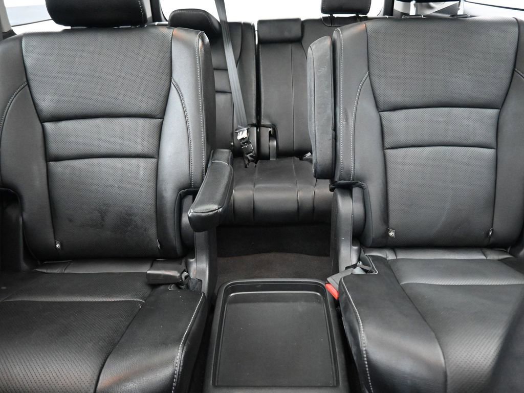 Used 2019 Honda Pilot Elite image 32