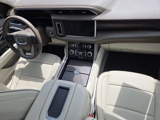 Used 2023 GMC Yukon Denali AWD/4WD image 27