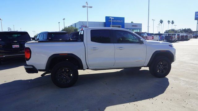 New 2025 GMC Canyon Elevation w/ Convenience Package image 4