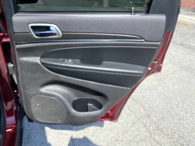 Used 2018 Jeep Grand Cherokee Limited AWD/4WD image 22