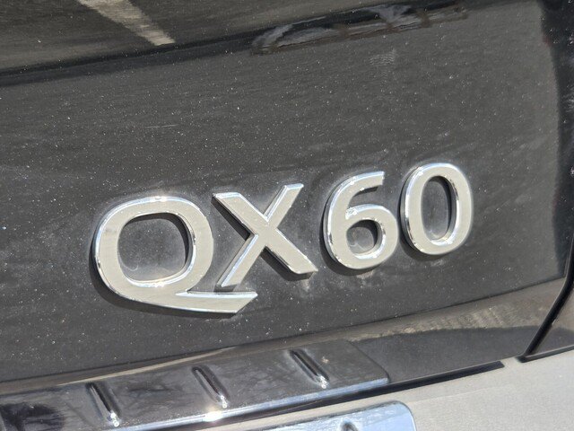 Used 2023 INFINITI QX60 Luxe w/ Cargo Package FWD image 31