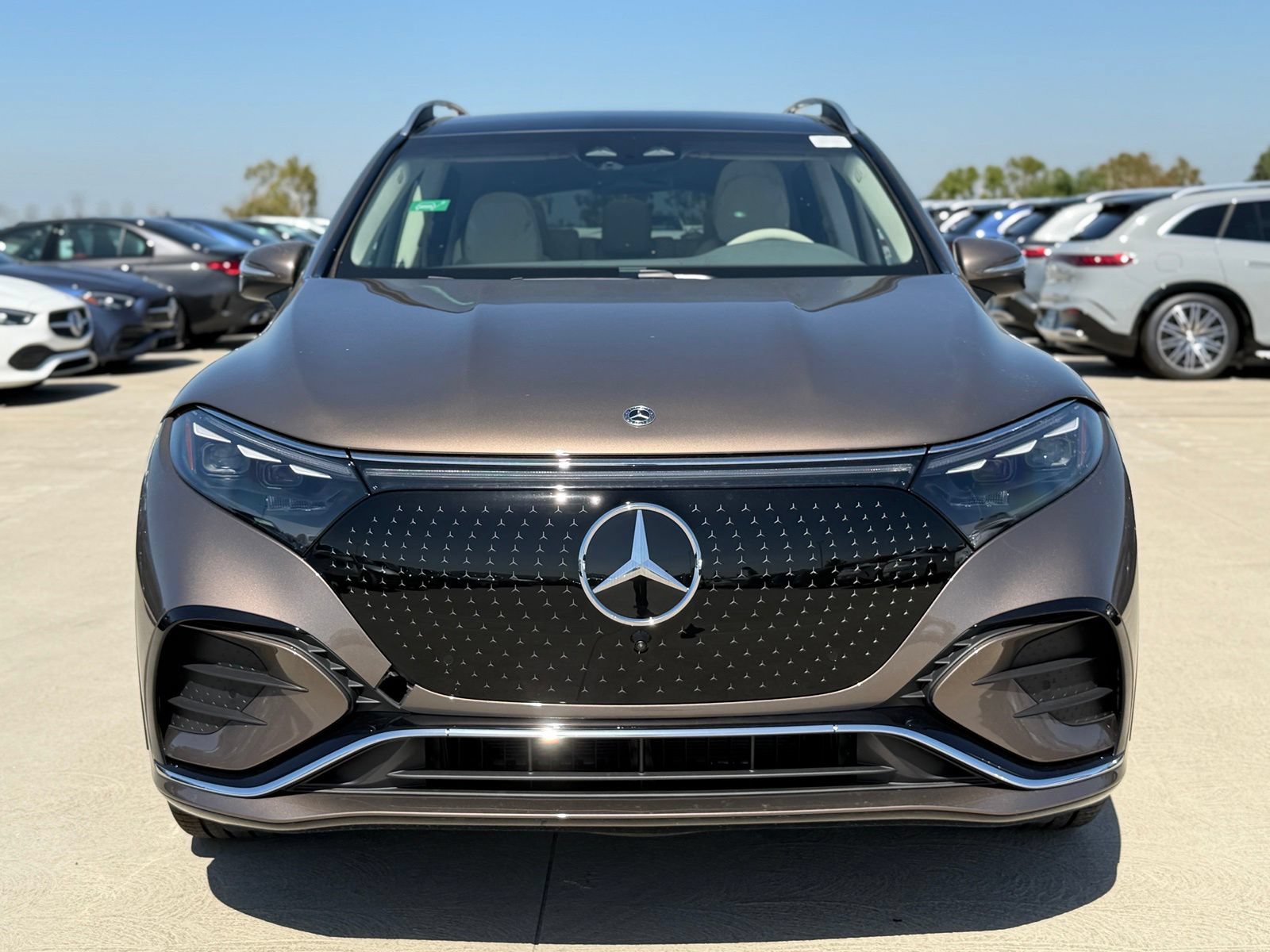 New 2026 Mercedes-Benz EQS 400 4MATIC SUV image 5