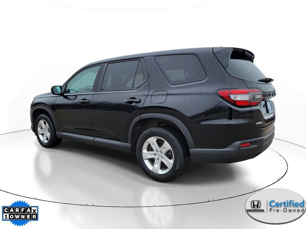Certified 2023 Honda Pilot LX image 3