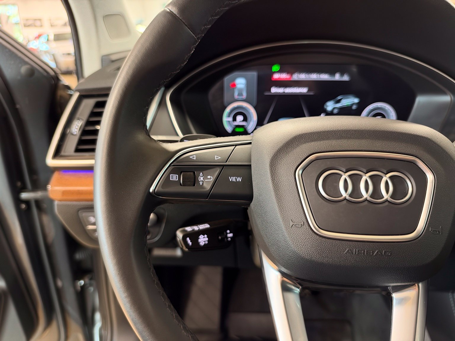 Used 2022 Audi Q5 e Prestige AWD/4WD image 18