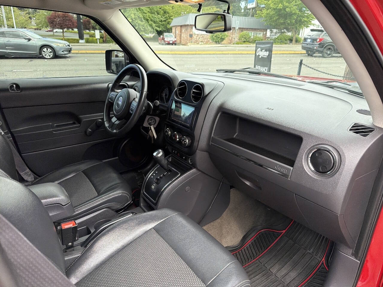 Used 2017 Jeep Patriot Sport AWD/4WD image 21
