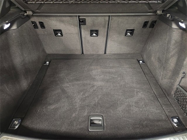 Used 2019 Porsche Macan image 32