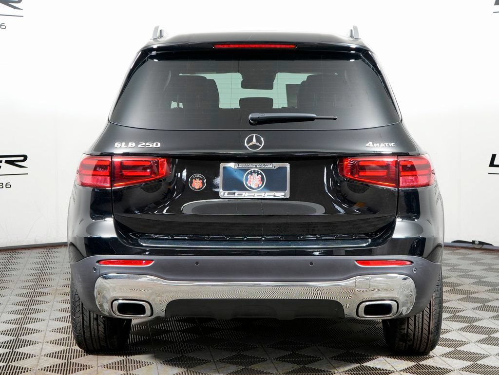 Certified 2026 Mercedes-Benz GLB 250 4MATIC image 4
