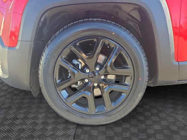 Used 2018 Jeep Renegade Altitude image 32