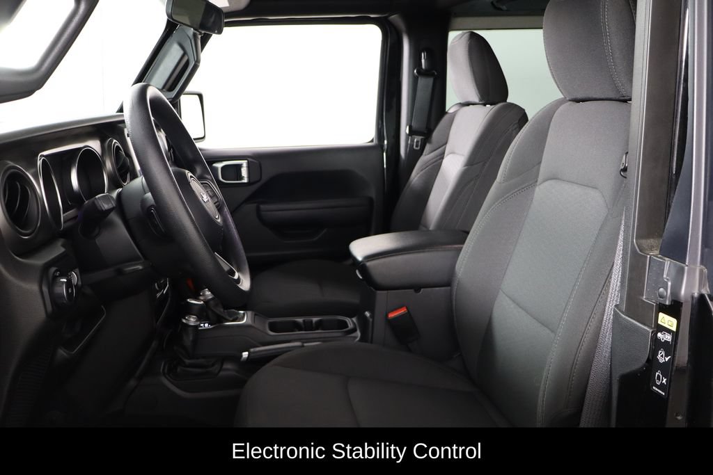 Used 2022 Jeep Wrangler Sport AWD/4WD image 7