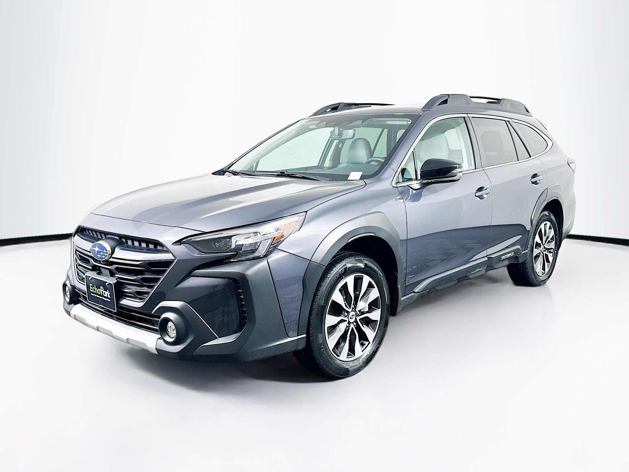Used 2023 Subaru Outback Limited image 3