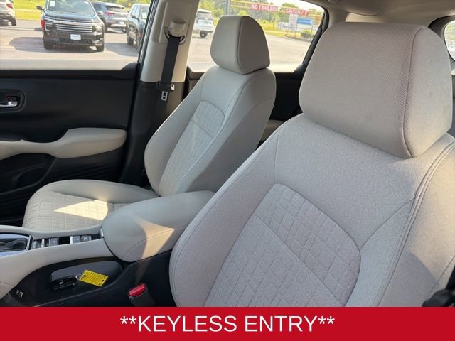 Used 2023 Honda HR-V LX image 10