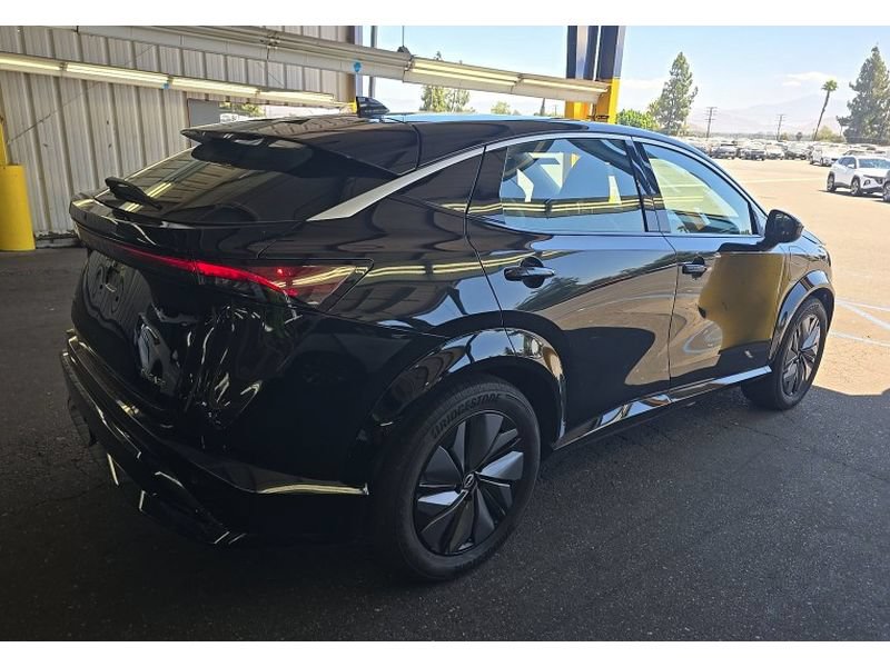 Certified 2024 Nissan Ariya FWD image 2