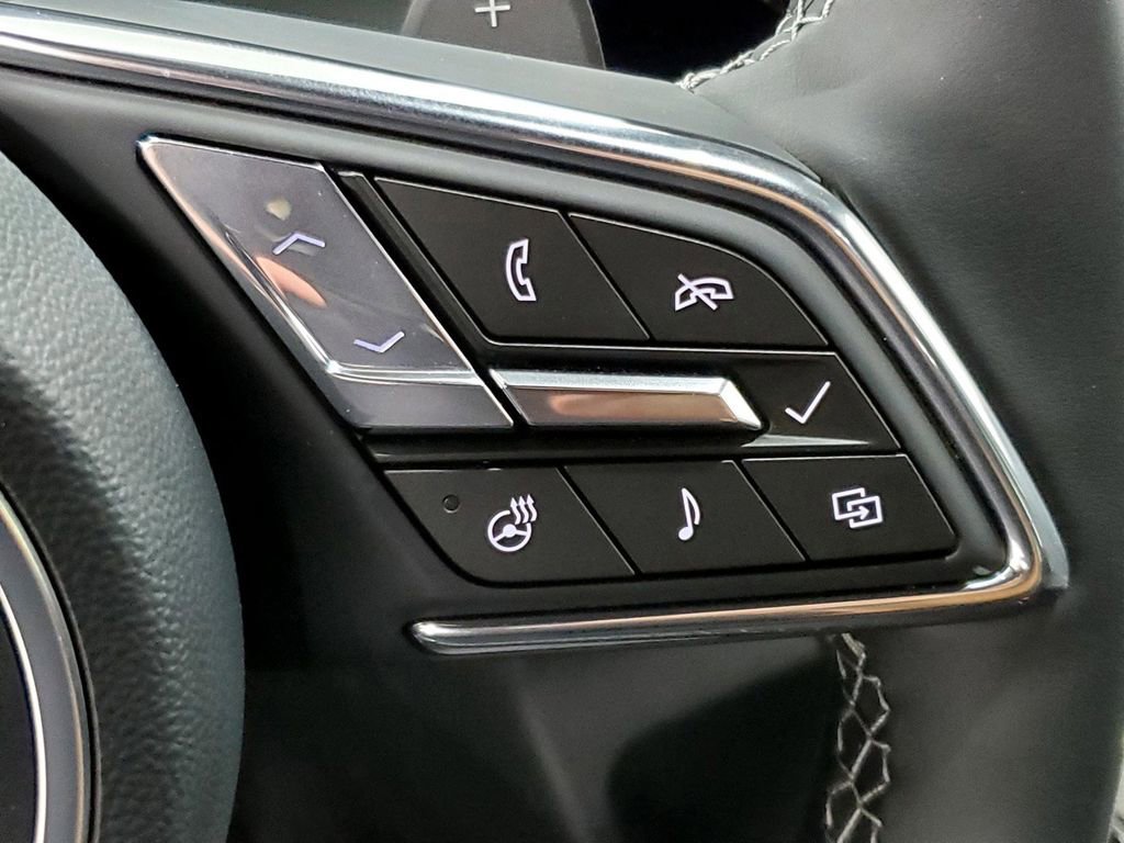 Used 2025 Buick Enclave Preferred image 30