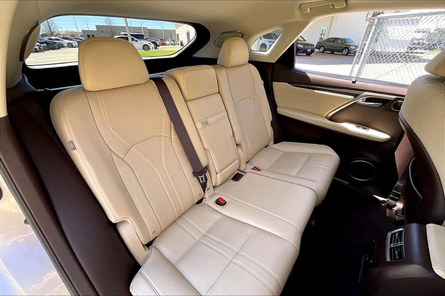 Used 2019 Lexus RX 350 FWD w/ Luxury Package image 17