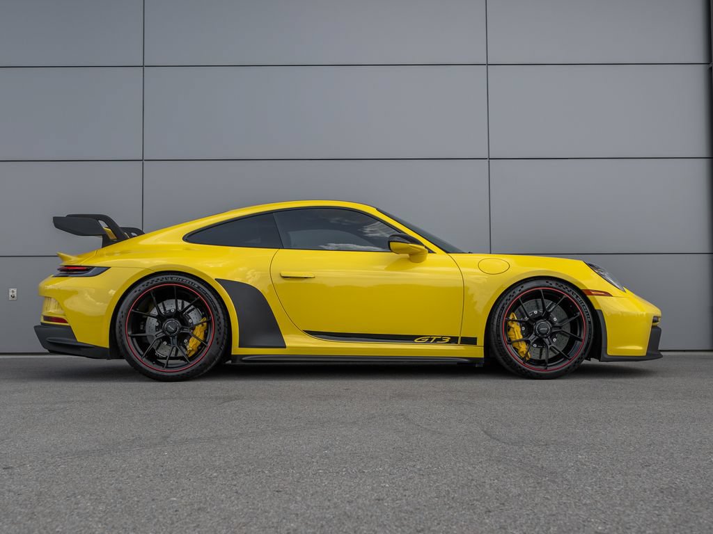 Used 2024 Porsche 911 GT3 RWD image 5