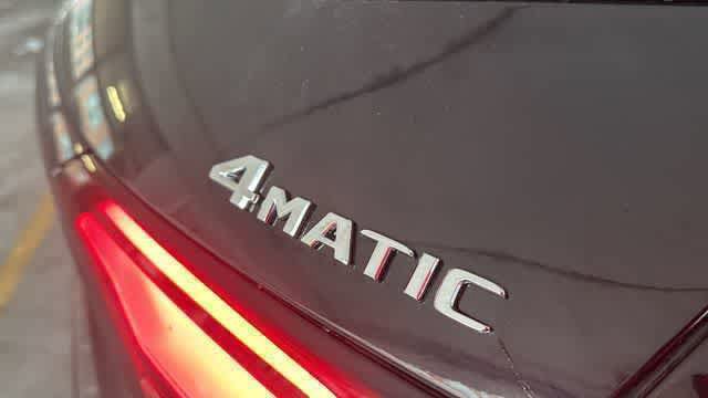 Used 2025 Mercedes-Benz GLC 300 4MATIC image 10