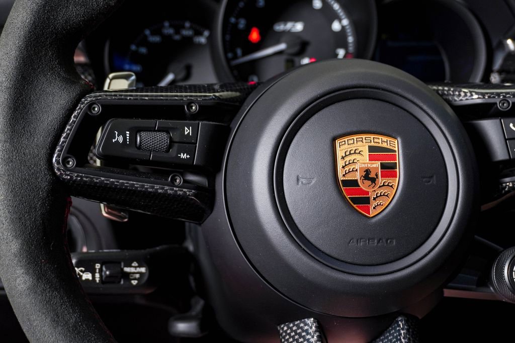 New 2026 Porsche Macan GTS AWD/4WD image 19