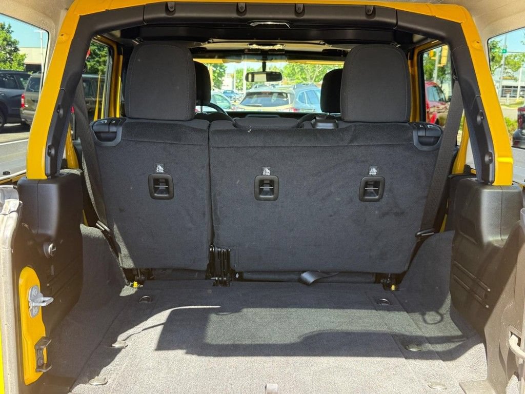 Used 2019 Jeep Wrangler Unlimited Sport S AWD/4WD image 3