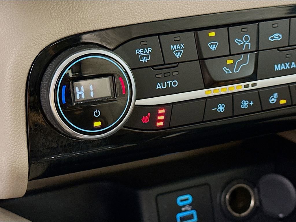 Used 2021 Ford Escape SE w/ Convenience Package image 28