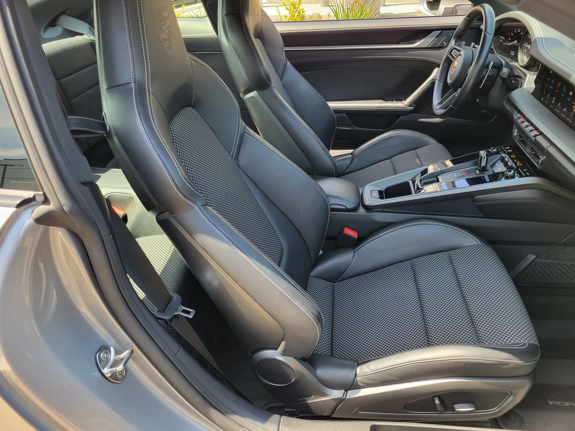 Certified 2022 Porsche 911 Carrera RWD image 27