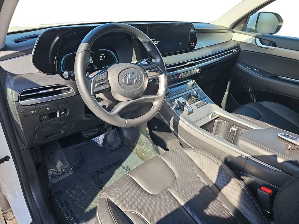 Used 2025 Hyundai Palisade SEL FWD image 16