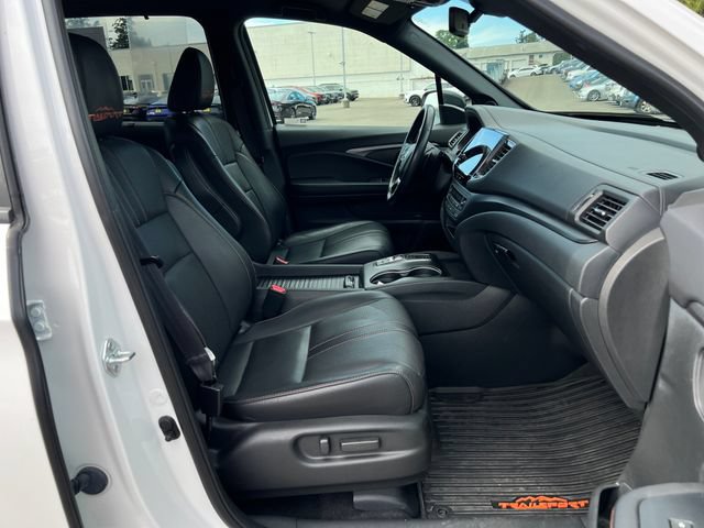 Used 2023 Honda Passport TrailSport image 9