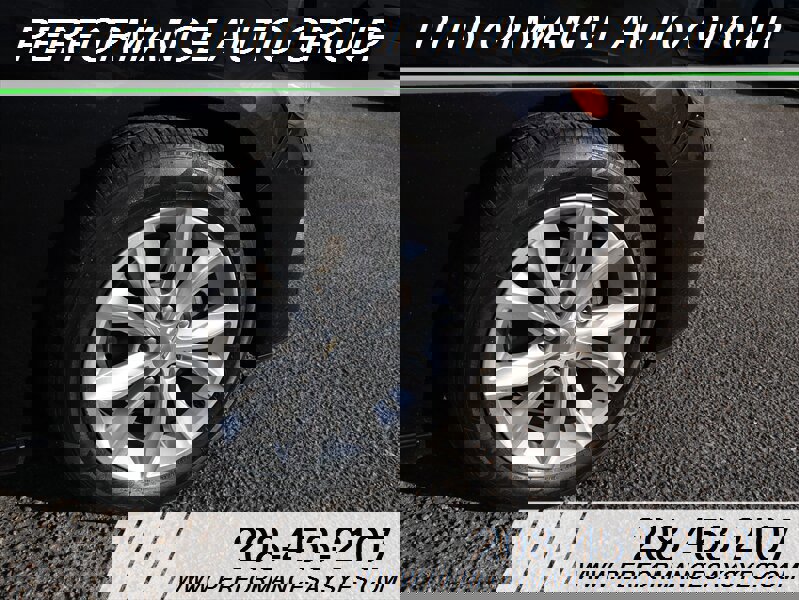 Used 2022 Chevrolet Malibu LT image 14