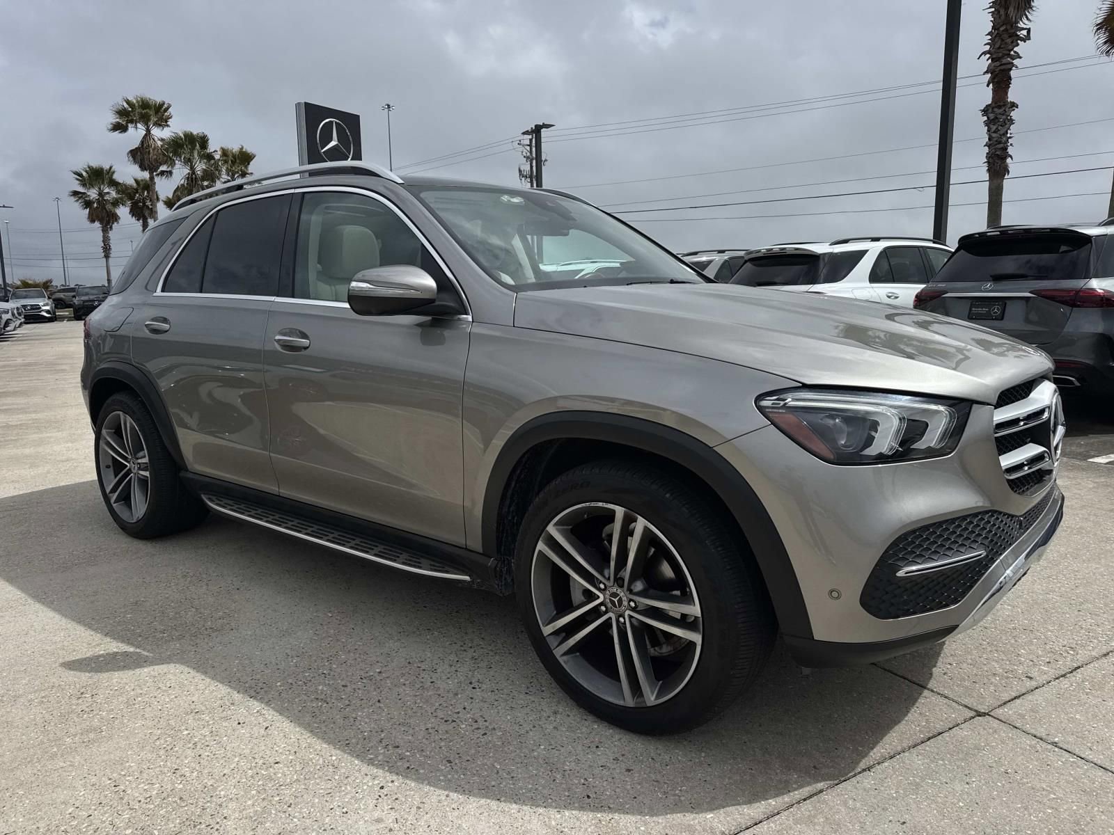 Used 2021 Mercedes-Benz GLE 350 4MATIC image 3