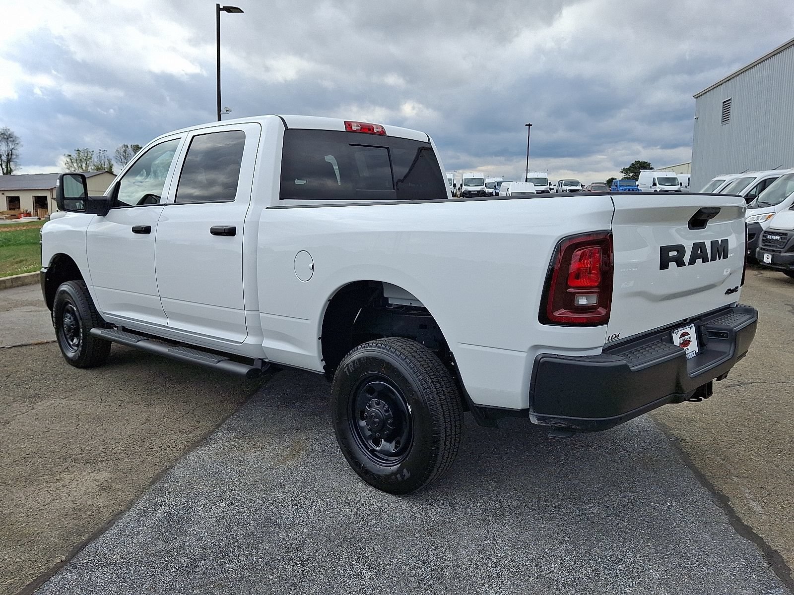 New 2026 RAM 2500 Tradesman AWD/4WD image 3