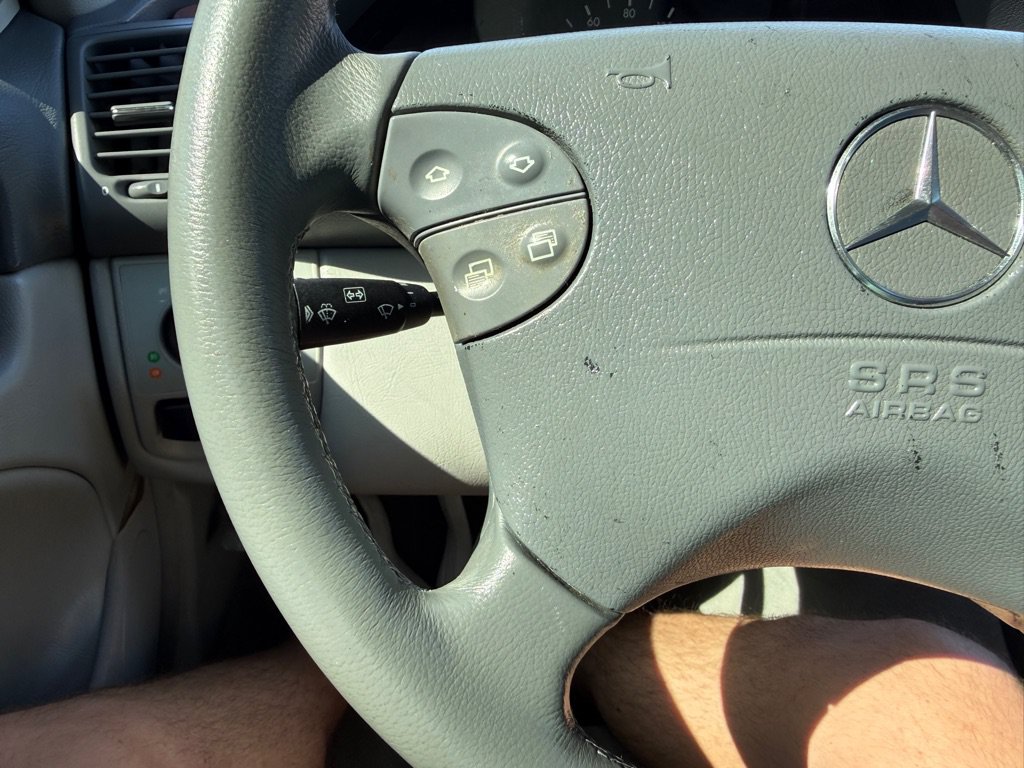 Used 2003 Mercedes-Benz CLK 320 Cabriolet image 22