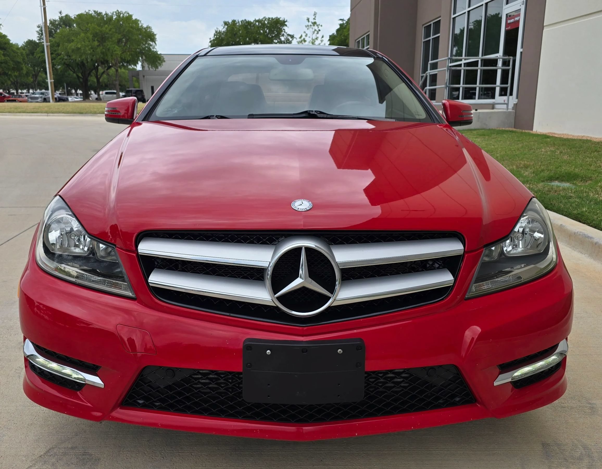 Used 2012 Mercedes-Benz C 250 Coupe image 2