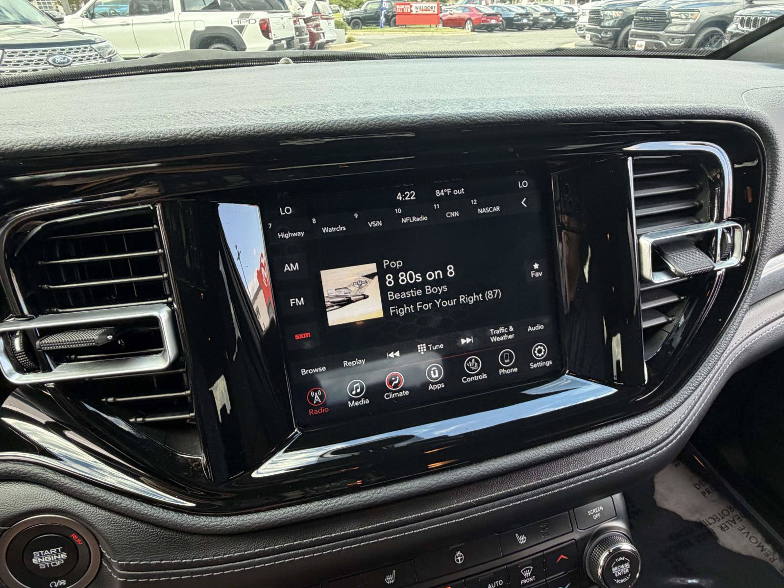 Used 2024 Dodge Durango SXT w/ SXT Blacktop Group AWD/4WD image 10