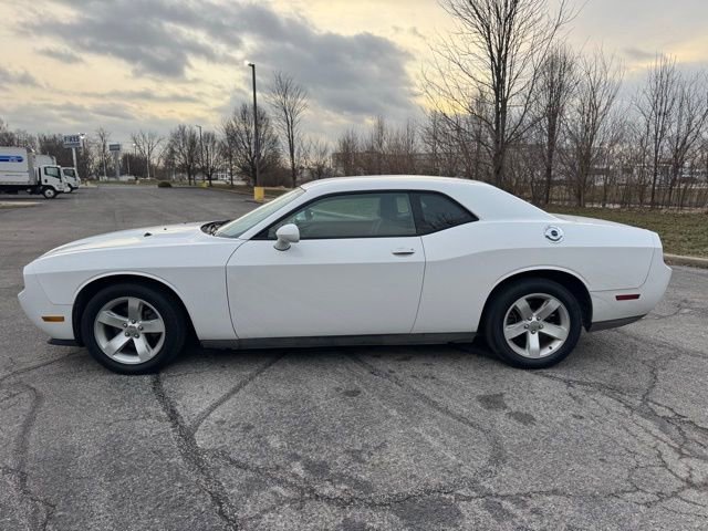 Used 2013 Dodge Challenger SXT image 4