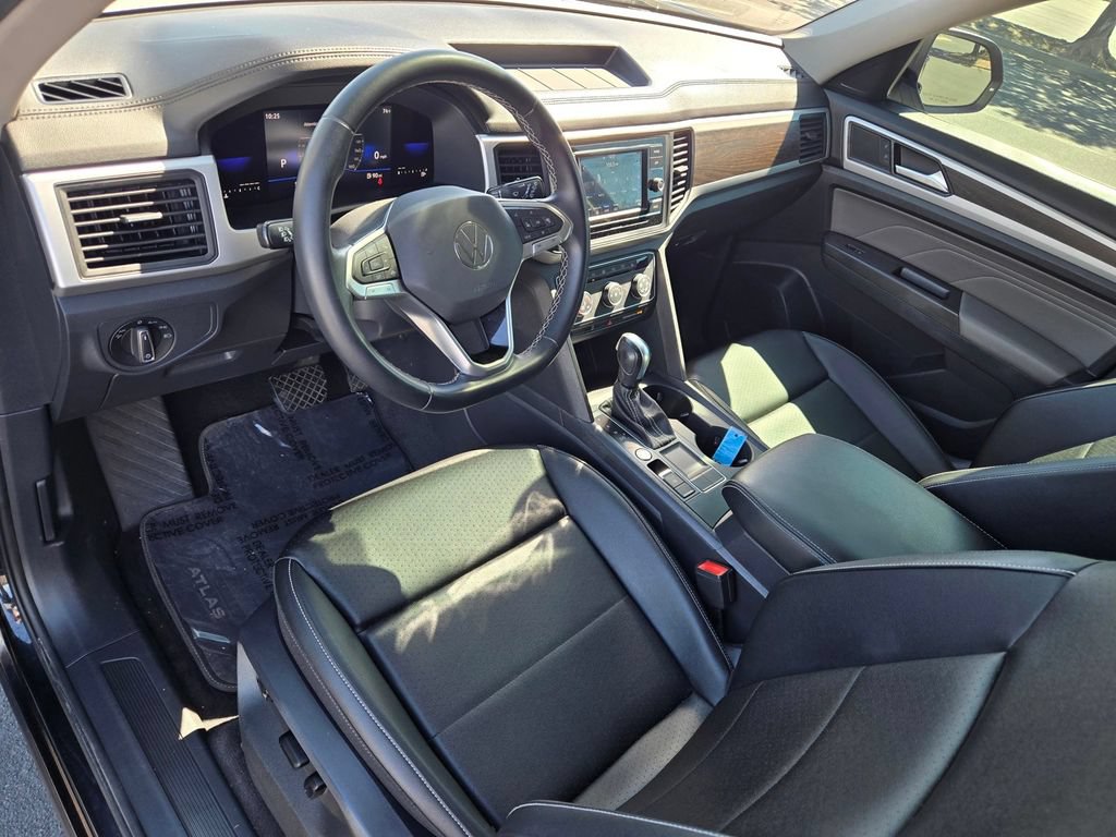 Used 2023 Volkswagen Atlas SE FWD image 21