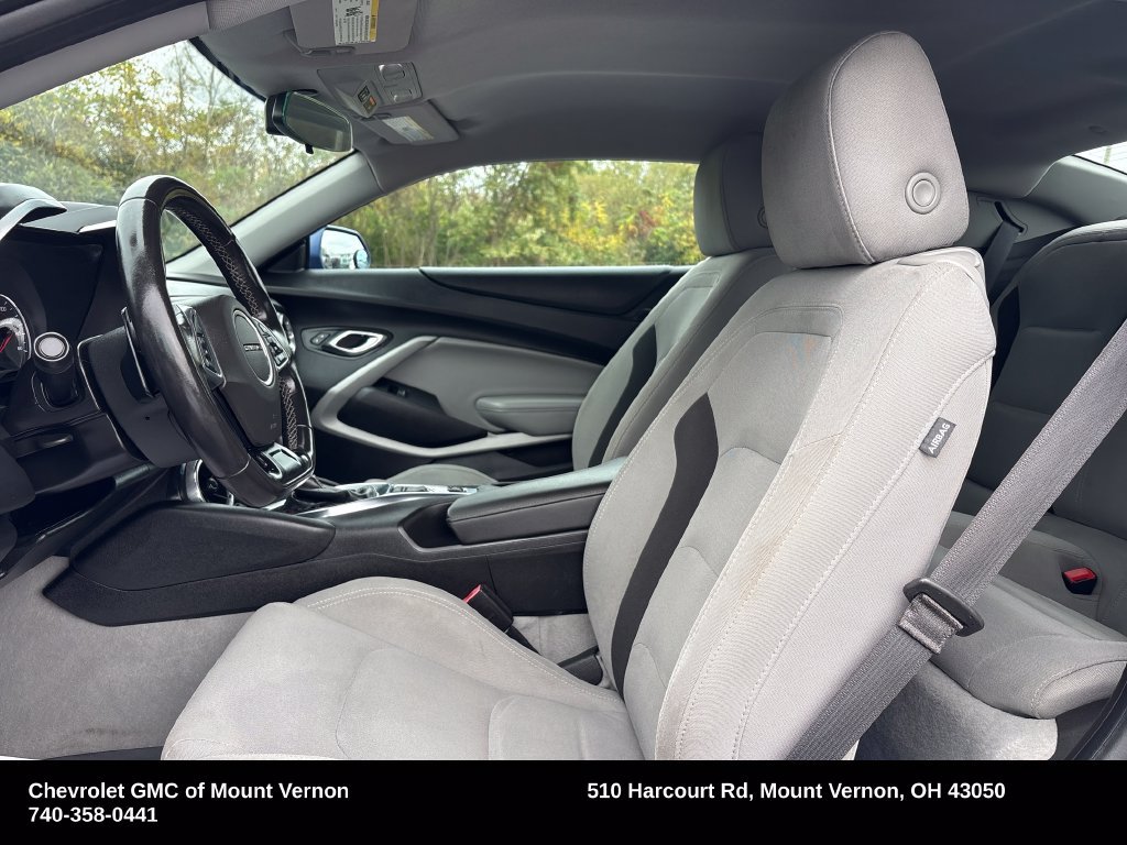 Used 2021 Chevrolet Camaro LT RWD image 12
